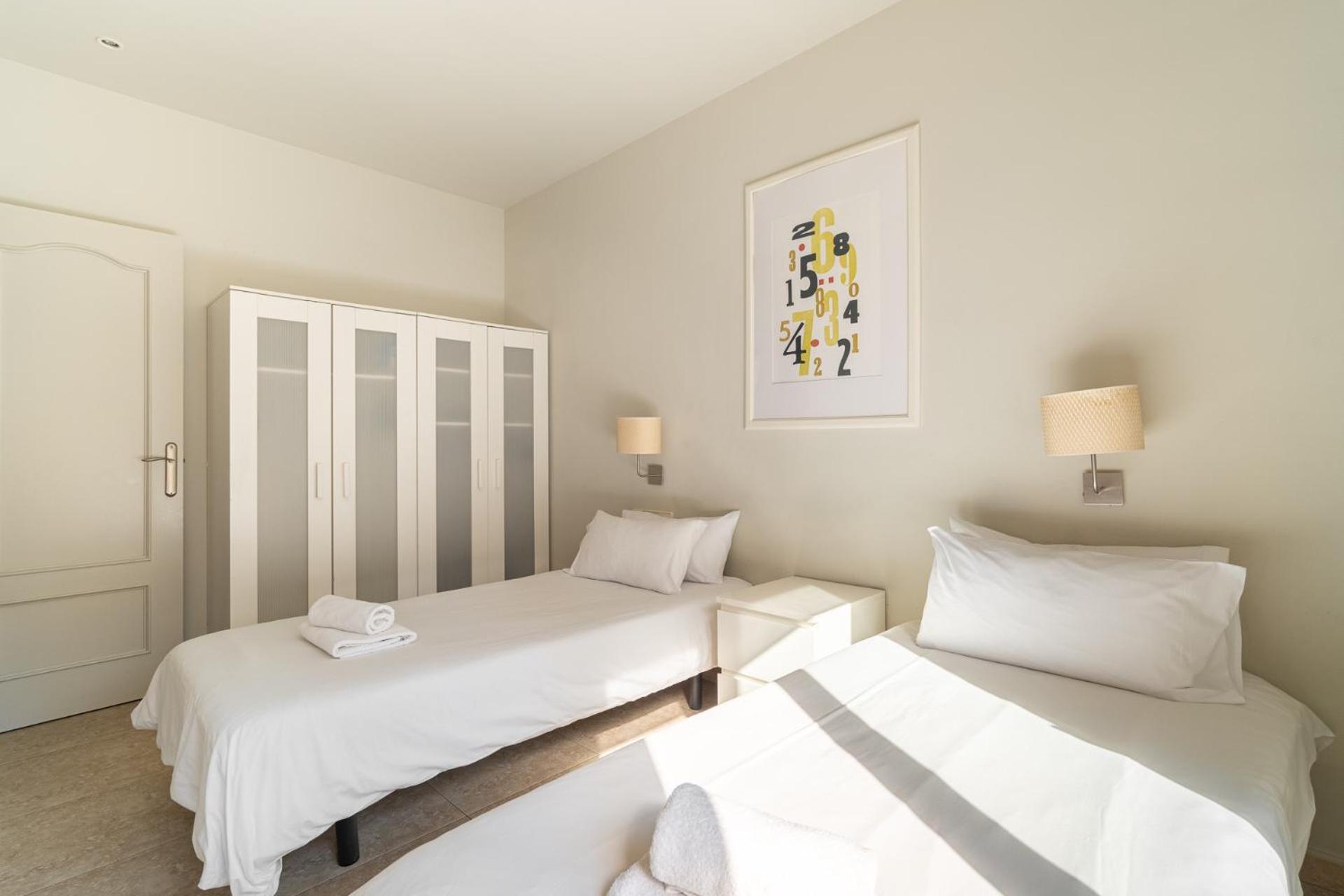 Stay U-Nique Apartments Torre Damians Barcelona Luaran gambar