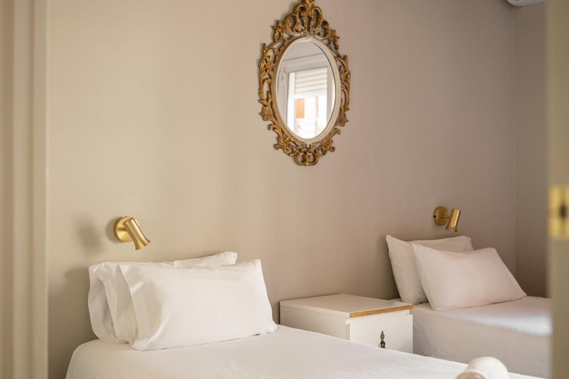 Stay U-Nique Apartments Torre Damians Barcelona Luaran gambar
